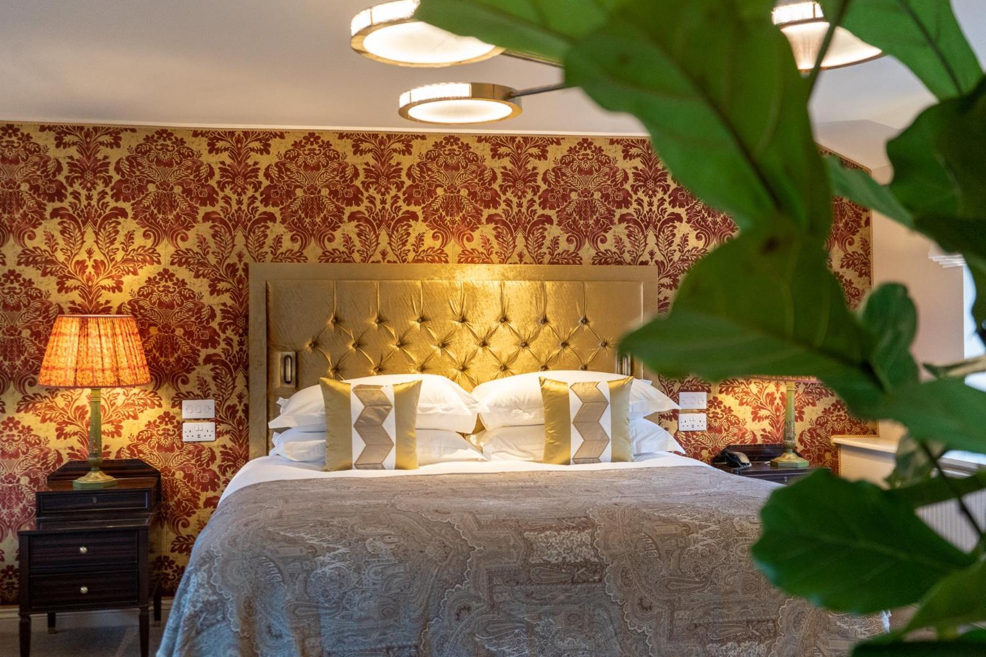 Bishopstrow Hotel And Spa - Small Luxury Hotels Of The World Warminster Exterior photo